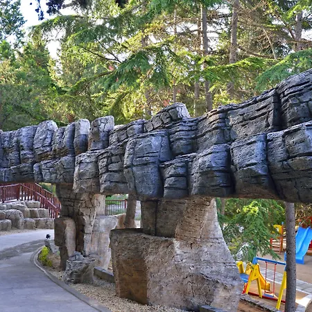 Üdülőközpont Sol By Melia Mare