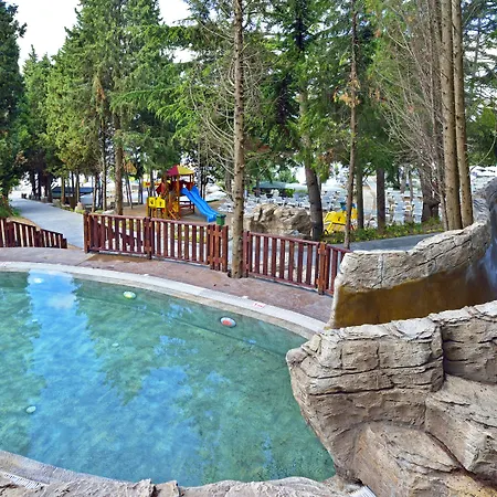 Здравен курорт Sol By Melia Mare 4*
