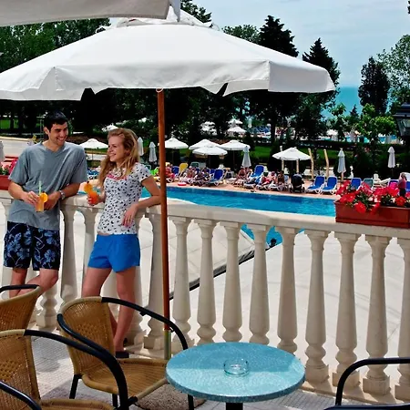 Курортный комплекс Sol By Melia Mare 4*