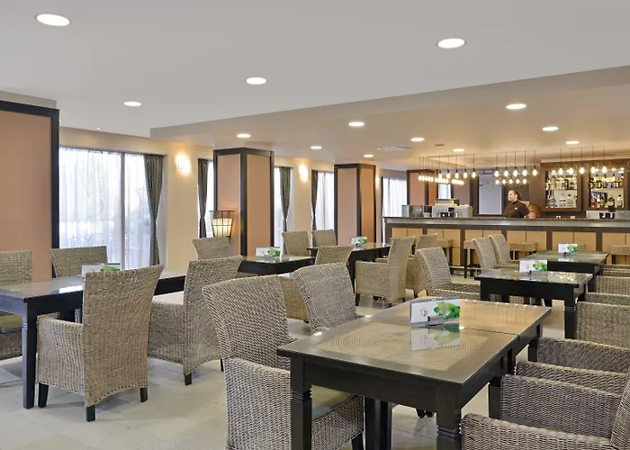 Sol By Melia Nessebar Mare All Inclusive Üdülőközpont
