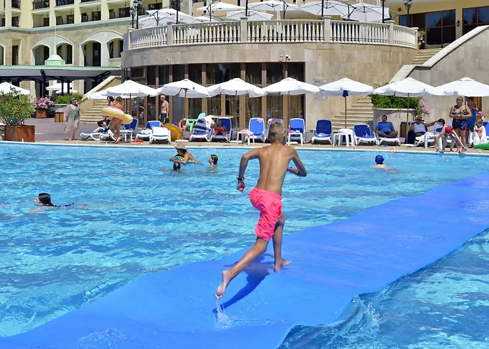 Sol By Melia Nessebar Mare All Inclusive Üdülőközpont 4*